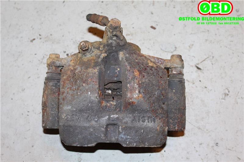 Bremsecaliper venstre foran til Toyota Hiace 2007-2012 (Fase 3)  (TOYOTA|4775026132|)