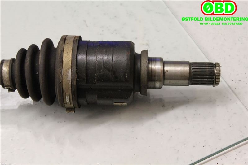 Drivaksel høyre foran til Toyota Yaris 2003-2005 (Type I, Fase 2) (TOYOTA YARIS|434100D080|)