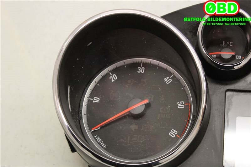 Instrumentpanel til Opel Astra J 2010-2015  (OPEL|13328263|1256481|)