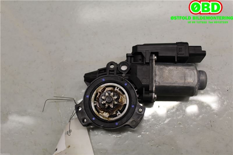 Ruteheis venstre foran til Kia Sportage 2010-2016 (Type III)  (KIA|824503W010|)