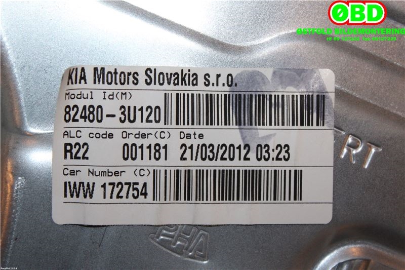 Ruteheis til Kia Sportage 2010-2016 (Type III)  (KIA|824813U000|)