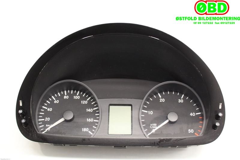 Instrumentpanel til Mercedes Sprinter 2006-2013 (Fase 1) (906) (906) (MERCEDES|A 906 446 82 21|A 906 900 52 00|9064468221)