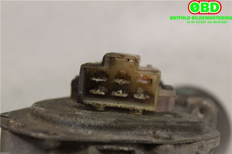 Viskermotor frontrute til Nissan King Cab 1998-2001 (Fase 1) (D22) (D22) (NISSAN|2881559G00|2881557G0A|)