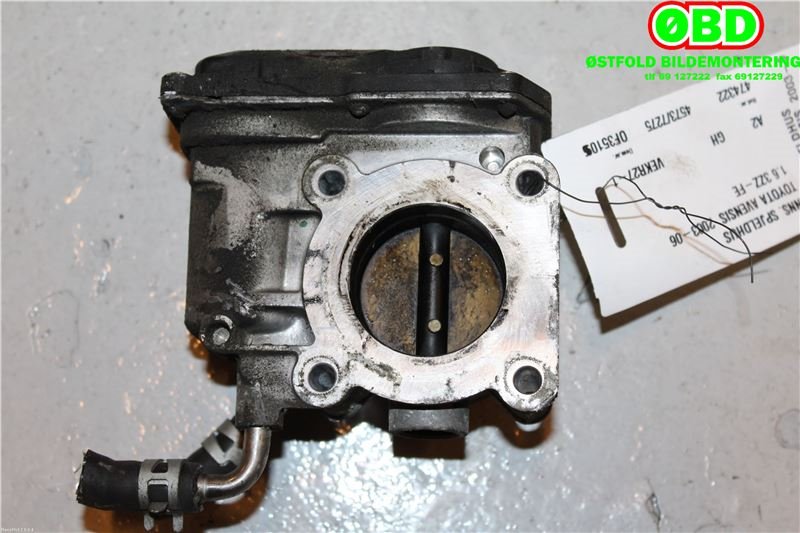 Spjeldhus til Toyota Avensis 2003-2008 (Type II) (TOYOTA|220300D020|)