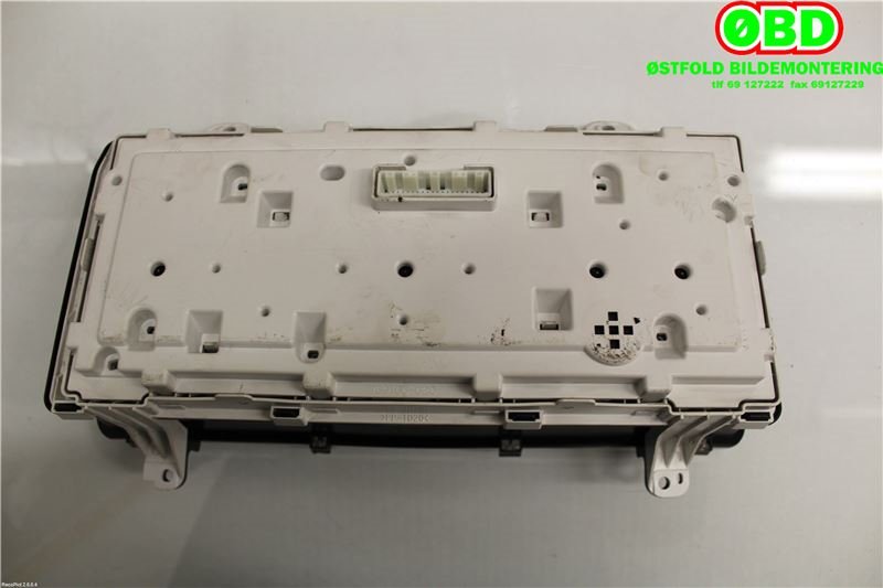 Instrumentpanel til Toyota Hiace 2007-2012 (Fase 3) (TOYOTA|8380026D11|)