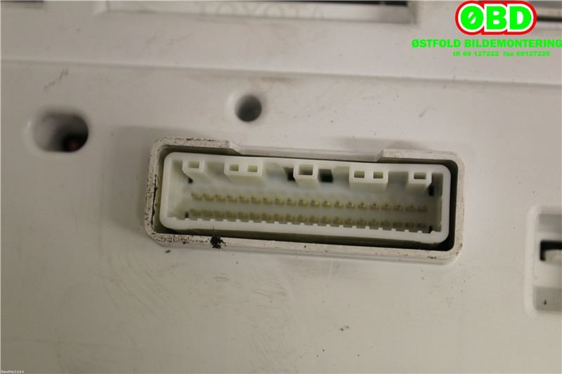 Instrumentpanel til Toyota Hiace 2007-2012 (Fase 3) (TOYOTA|8380026D11|)