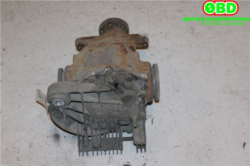 Kardang klokke bak til BMW 7-Serie 2000-2008 (E65/E66/E67/E88) (E65/E66/E67/E88) (BMW|33 10 7 532 049|)