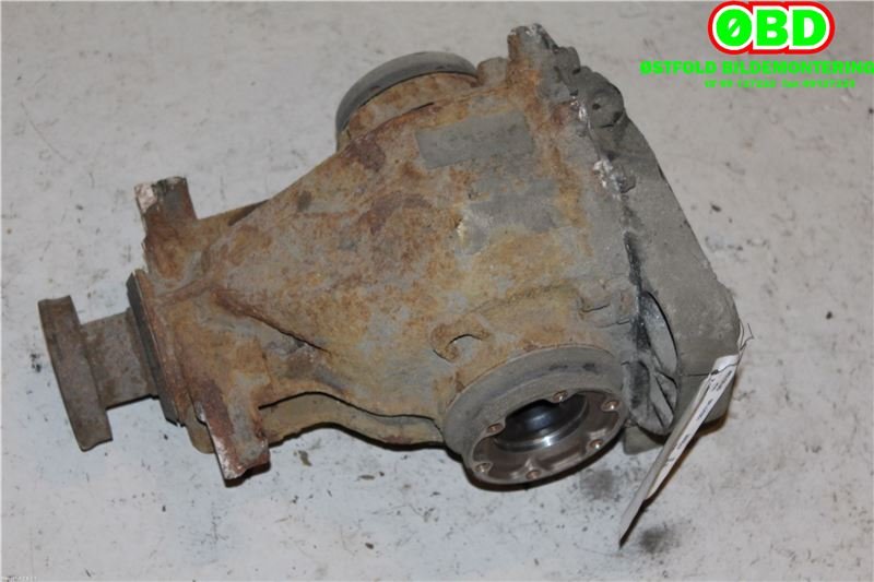 Kardang klokke bak til BMW 7-Serie 2000-2008 (E65/E66/E67/E88) (E65/E66/E67/E88) (BMW|33 10 7 532 049|)
