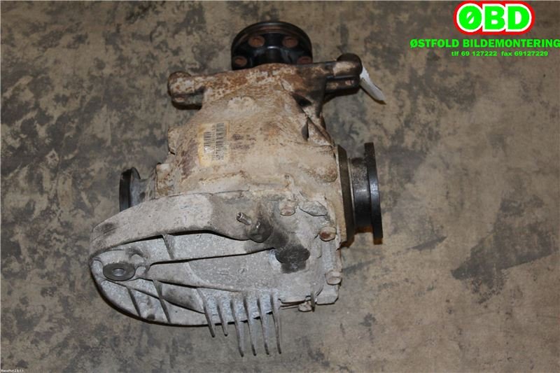 Kardang klokke bak til BMW X5 2000-2006 (E53) (E53) (33 10 7 524 892|7524892)
