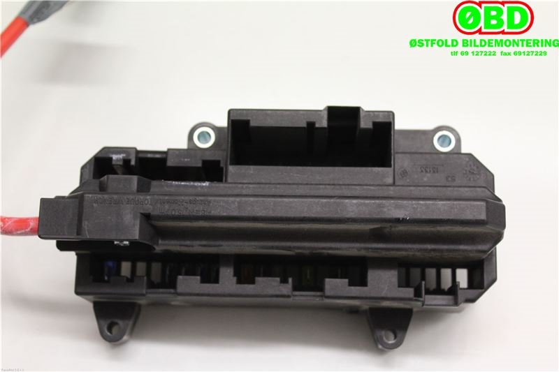 Sikringsboks til BMW 7-Serie 2000-2008 (E65/E66/E67/E88) (E65/E66/E67/E88) (BMW|61 13 6 900 583|)