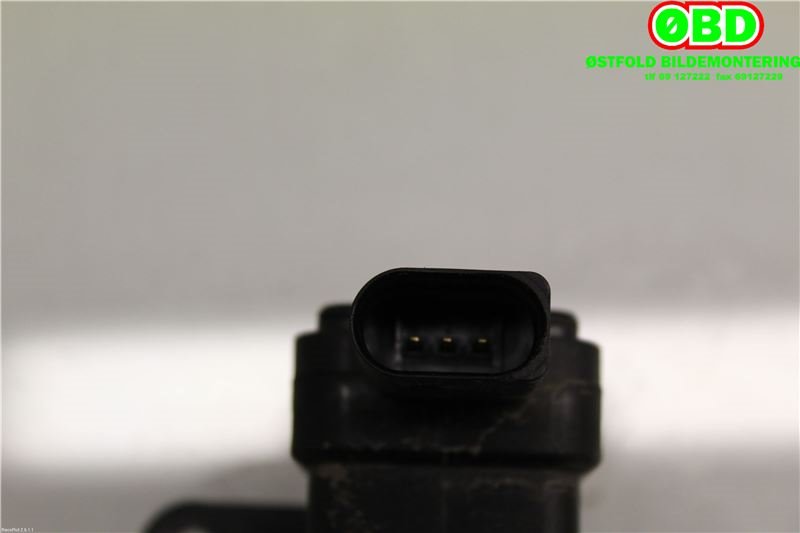 Luftmengde/luftmassemåler til VW Caddy 2010-2015 (Type III, Fase 2)  (VOLKSWAGEN|03L 906 461|)