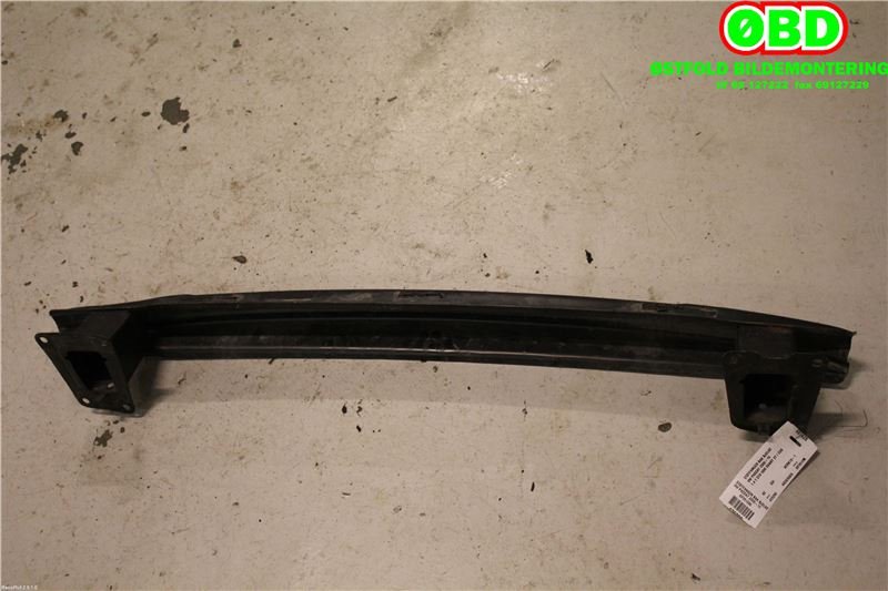 Støtfangerforsterkning bak til VW Passat 2005-2010 (B6) (B6) (VOLKSWAGEN|3C9 807 305|)