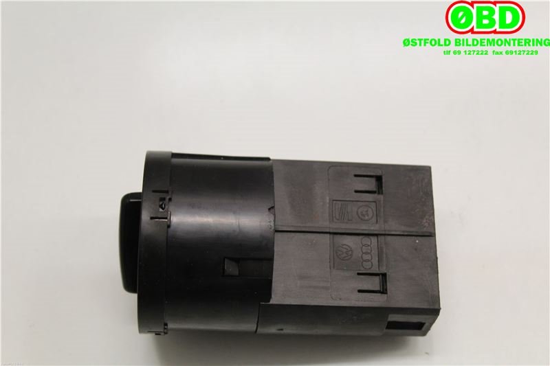Bryter lys til Škoda Octavia 2000-2004 (Type I, Fase 2)  (SKODA|3B0 941 531 C|)