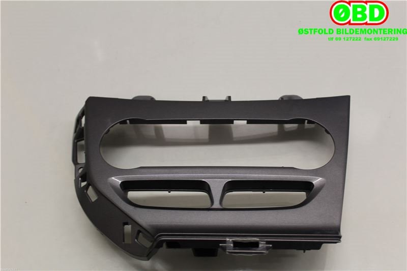Diverse deler til Ford Focus 2011-2014 (Type III, Fase 1) (FORD|1835482|)