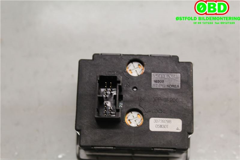 Bryter lys til Volvo V50 2004-2007 (Fase 1)  (VOLVO|30739298|)