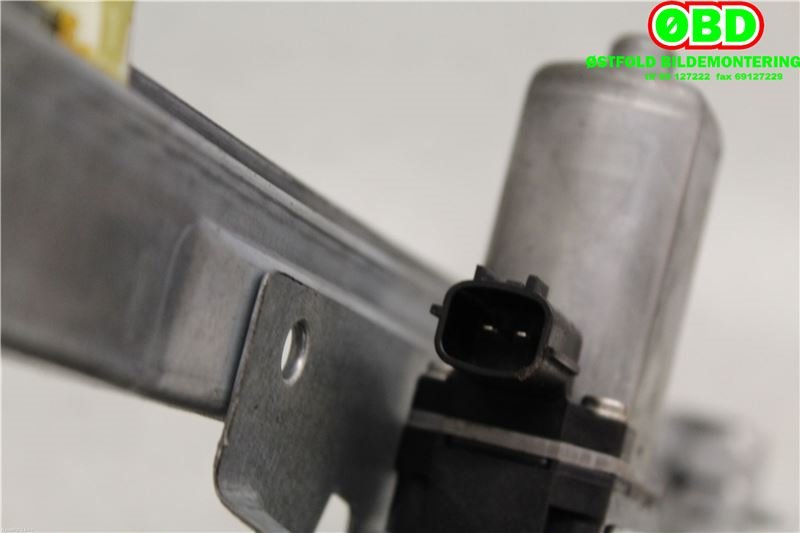Ruteheis venstre foran til Renault Clio 2012-2016 (Type IV, Fase 1)  (RENAULT|807213867R|)