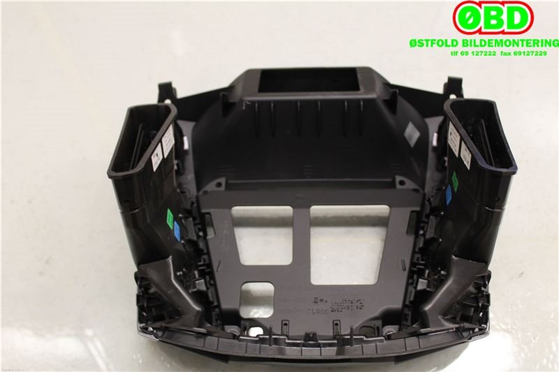 Innredning diverse til Ford Focus 2011-2014 (Type III, Fase 1) (FORD|1809653|)
