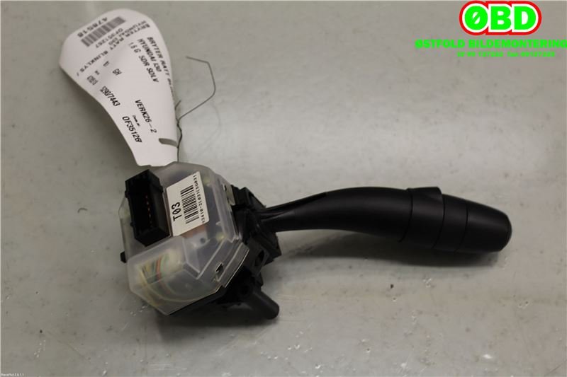 Bryter blink til Hyundai i30 2007-2012 (Type I)  (HYUNDAI|934102L031|)