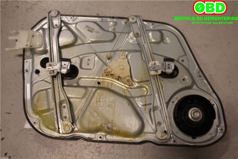 Ruteheis høyre foran til Hyundai i30 2007-2012 (Type I) (HYUNDAI|824812L001|)