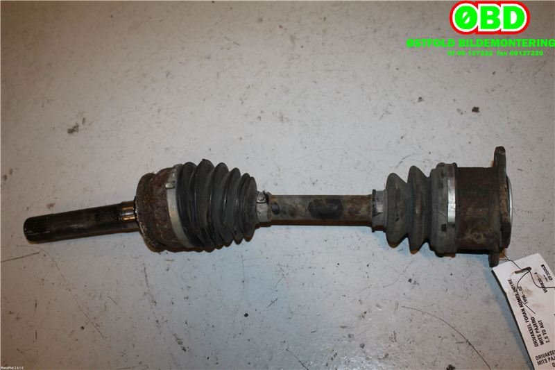 Drivaksel høyre foran til Mitsubishi Pajero 2000-2006 (Type III) (2,8 TD|)
