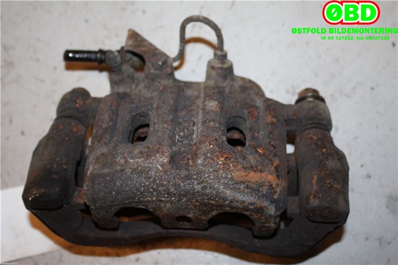 Bremsecaliper venstre foran til Mitsubishi Pajero 2000-2006 (Type III) (2,8 TD|)