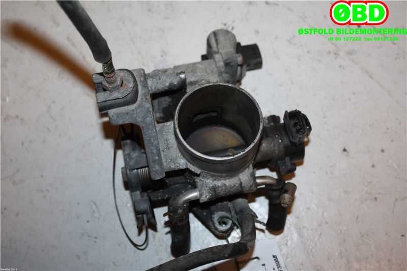 Spjeldhus til Toyota Previa 2000-2007 (TOYOTA|2221028040|2221028100|)