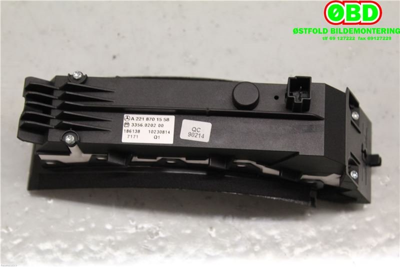 Bryter diverse til Mercedes S-Klasse 2005-2013 (W221) (W221) (MERCEDES|A 221 870 15 58|A 221 821 81 51|2218701558)