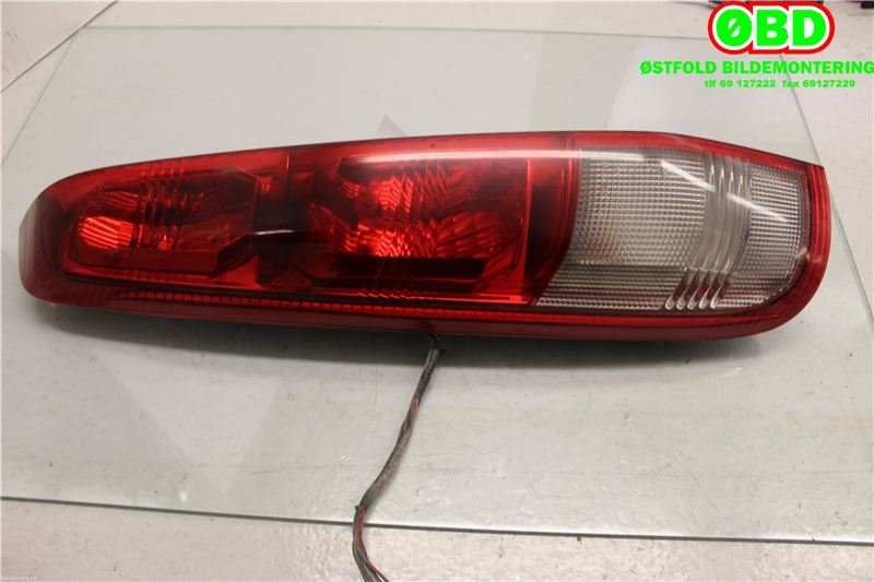 Baklykt venstre til Nissan X-Trail, 2002-2007 (T30) (T30) (NISSAN|265558H326)