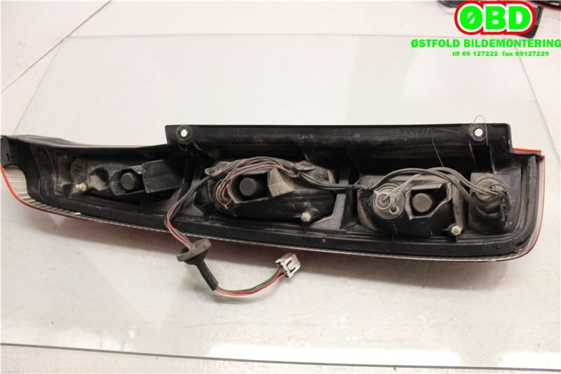 Baklykt høyre til Nissan X-Trail 2002-2007 (T30) (T30) (NISSAN|265508H326|265508H301|)