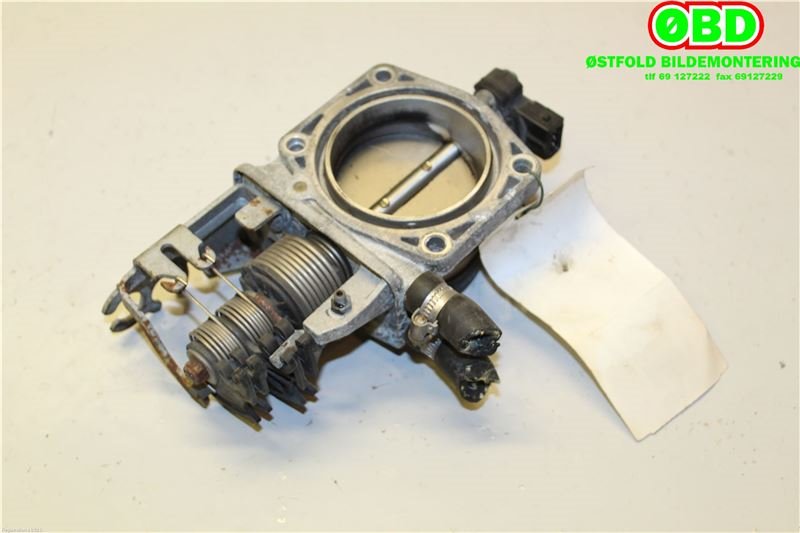 Spjeldhus til BMW 5-Serie 1996-2003 (E39) (E39) (BMW|13 54 1 433 385|)