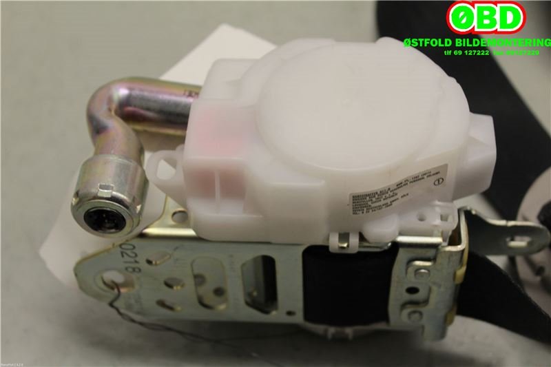 Airbag beltestrammer til Toyota Avensis 2009-2015 (Type III, Fase 1)  (TOYOTA|7321005080C1|)
