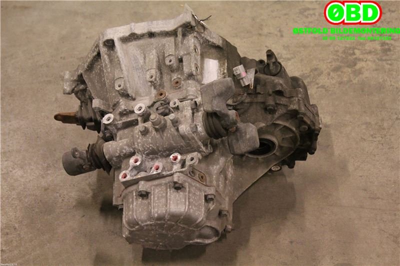 Girkasse manuell til Toyota Yaris 2003-2005 (Type I, Fase 2)  (303000D040|)