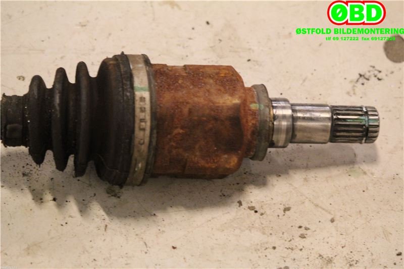 Drivaksel venstre foran til Toyota Yaris 2006-2009 (Type II, Fase 1)  (TOYOTA|434200D180|)