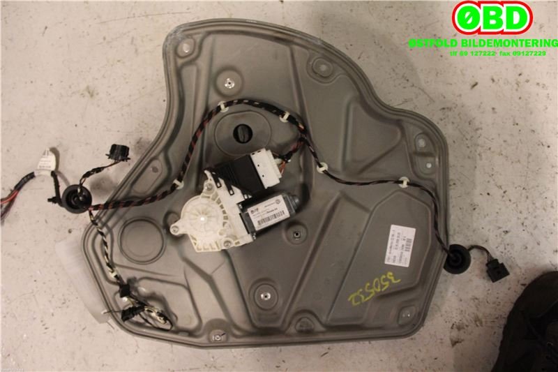 Ruteheis venstre bak til Škoda Octavia 2005-2008 (Type II, Fase 1) (SKODA|1Z0 839 461 A|)