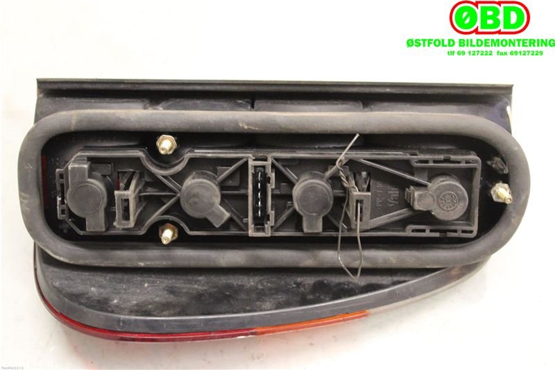 Baklykt høyre til VW Caddy 1995-2004 (Type II)  (VOLKSWAGEN CADDY TDI|6K9 945 112|)