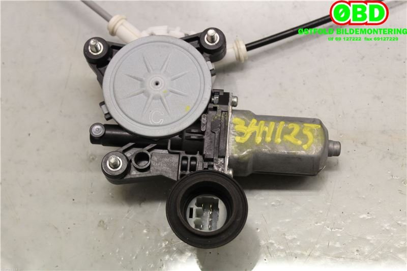 Ruteheis venstre foran til Suzuki Swift 2011-2017  (SUZUKI|83402-71L02|)