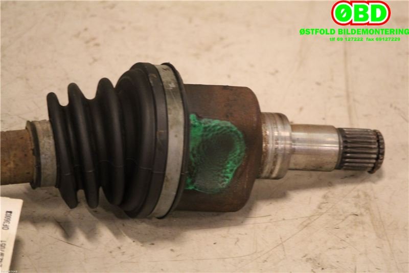 Drivaksel venstre foran til Ford C-Max 2003-2007 (Type I, Fase 1)  (FORD|1707966|)