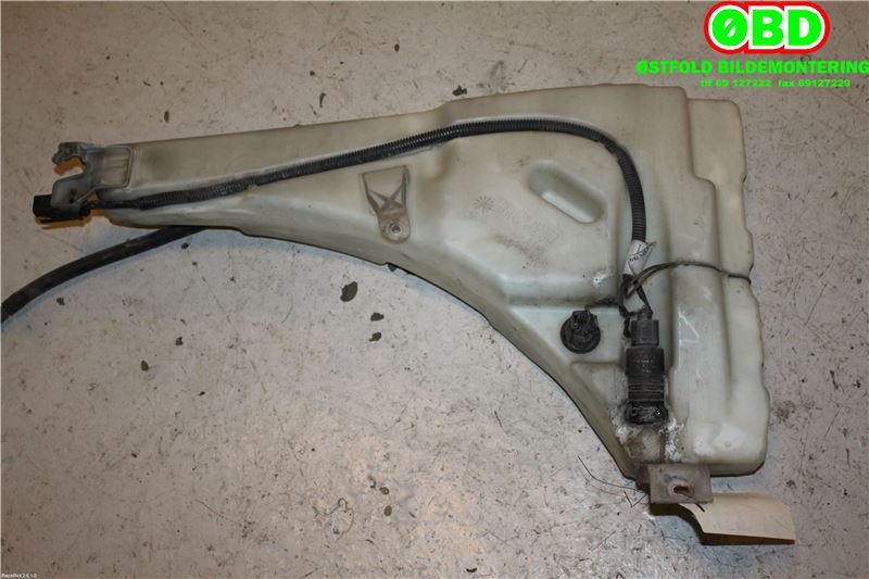 Spylertank til VW Touareg 2003-2007 (Type I, Fase 1)  (VOLKSWAGEN|7L0 955 453 G|)