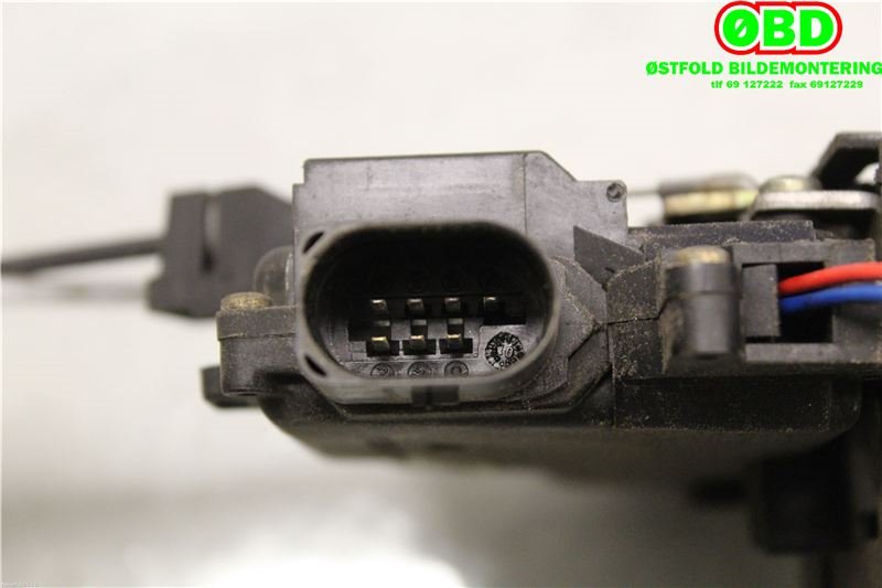 Låsekasse høyre bak til Audi A6 2001-2004 (Type II, Fase 2) (C5) (C5) (AUDI A 6|4B0 839 016 G||4B0839016G)