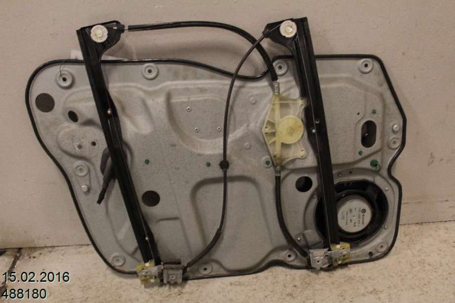 Ruteheis høyre foran til VW Caddy 2004-2010 (Type III, Fase 1)  (VOLKSWAGEN|2K1 837 730 L|)