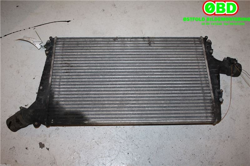 Intercooler til Audi A6, 1997-2001 (Type II, Fase 1) (C5) (C5) (AUDI|4B0 145 805 A)