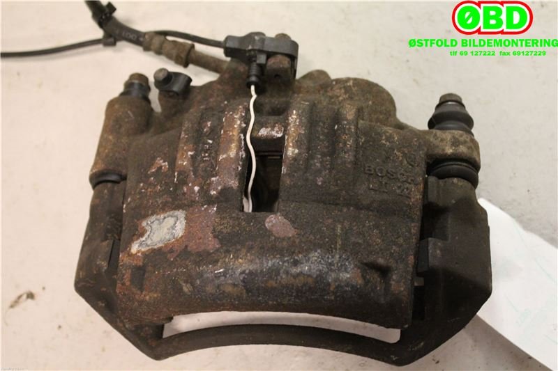 Bremsecaliper venstre foran til Mercedes 208-416 1995-->>  (MERCEDES|A 001 420 86 83|)