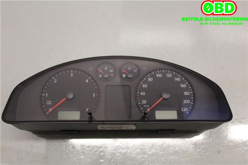 Instrumentpanel til VW Transporter / Caravelle, 2003-2009 (Fase 1) (T5) (T5) (VOLKSWAGEN TRANSPORTER TDI|7H0 920 850 GX)