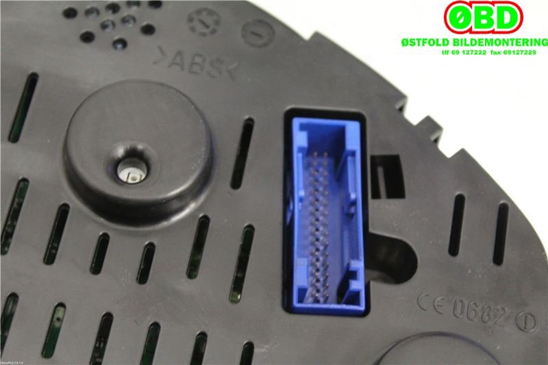 Instrumentpanel til VW Transporter / Caravelle 2003-2009 (Fase 1) (T5) (T5) (VOLKSWAGEN TRANSPORTER TDI|7H0 920 850 GX|)