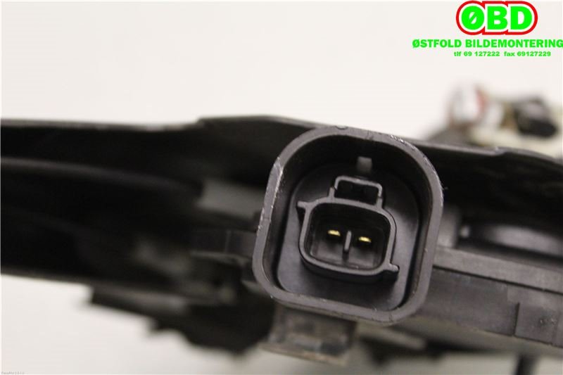 Låsekasse venstre bak til Toyota RAV4 2000-2006 (Type II)  (TOYOTA|6934042060|)