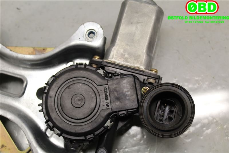 Ruteheis venstre foran til Toyota RAV4 2000-2006 (Type II)  (TOYOTA|6980242050|)