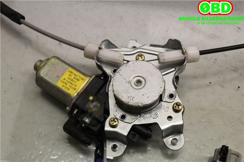 Ruteheis venstre foran til Nissan X-Trail 2002-2007 (T30) (T30) (NISSAN|807318H301|)