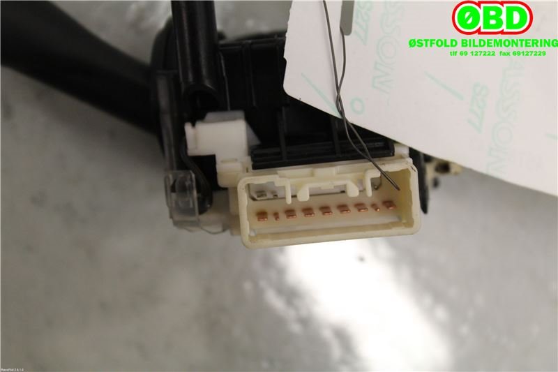Bryter blink til Toyota RAV4 2000-2006 (Type II) (TOYOTA|8414042010|)