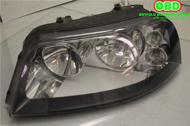 Frontlykt venstre halogen til Seat Alhambra 2001-2010  (SEAT|7M7 941 015 N||7M7941015L)