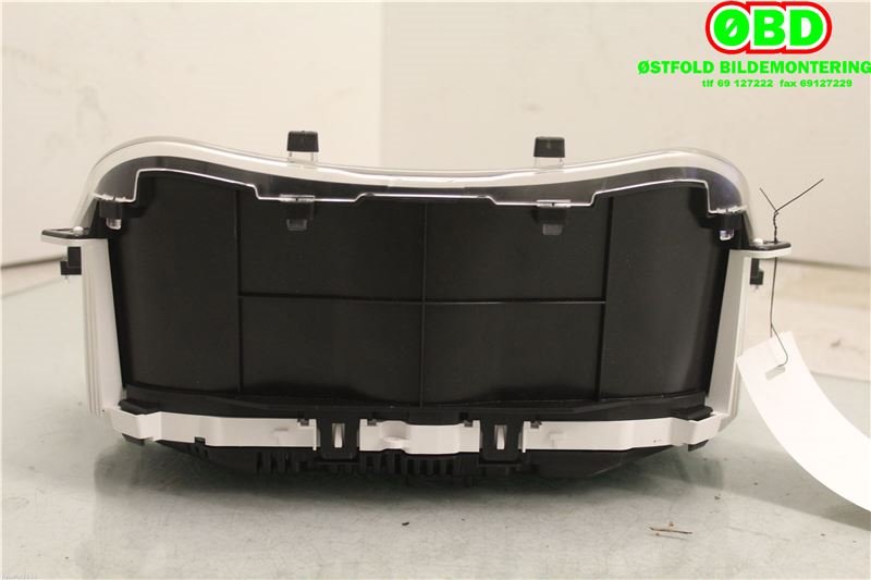 Instrumentpanel til Toyota RAV4 2013-2015 (Type IV, Fase 1)  (TOYOTA|8380042K51|)